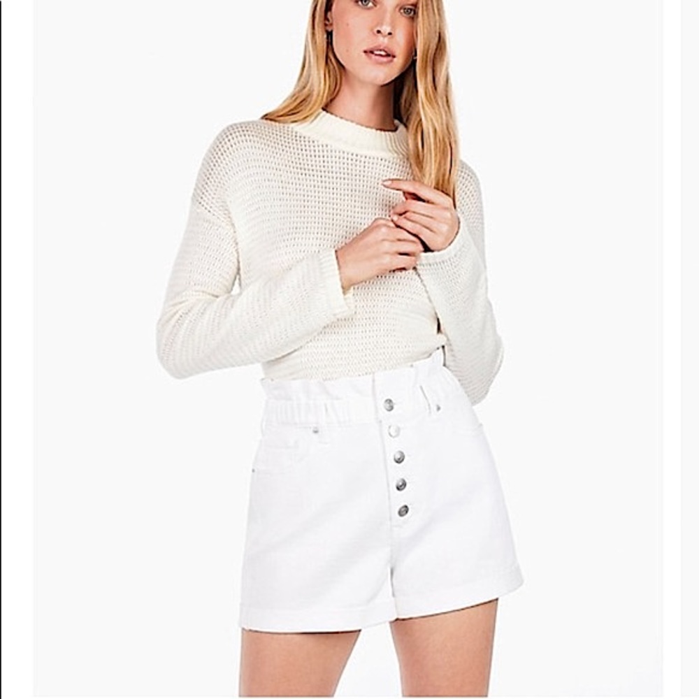 EXPRESS high waisted button fly white denim shorts XL new with tags